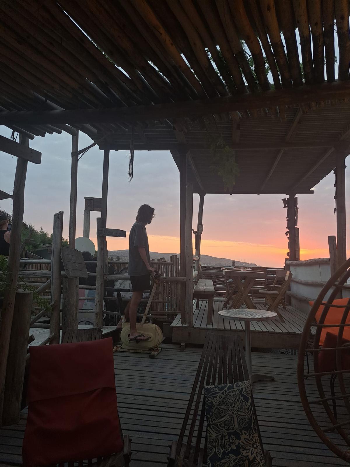 Op de uitkijk in het paradijsje
